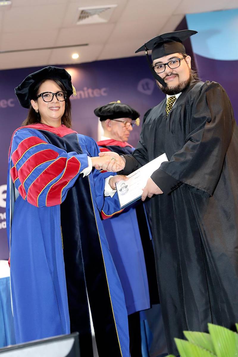 Graduaciones de Pregrado de UNITEC TGU 2025