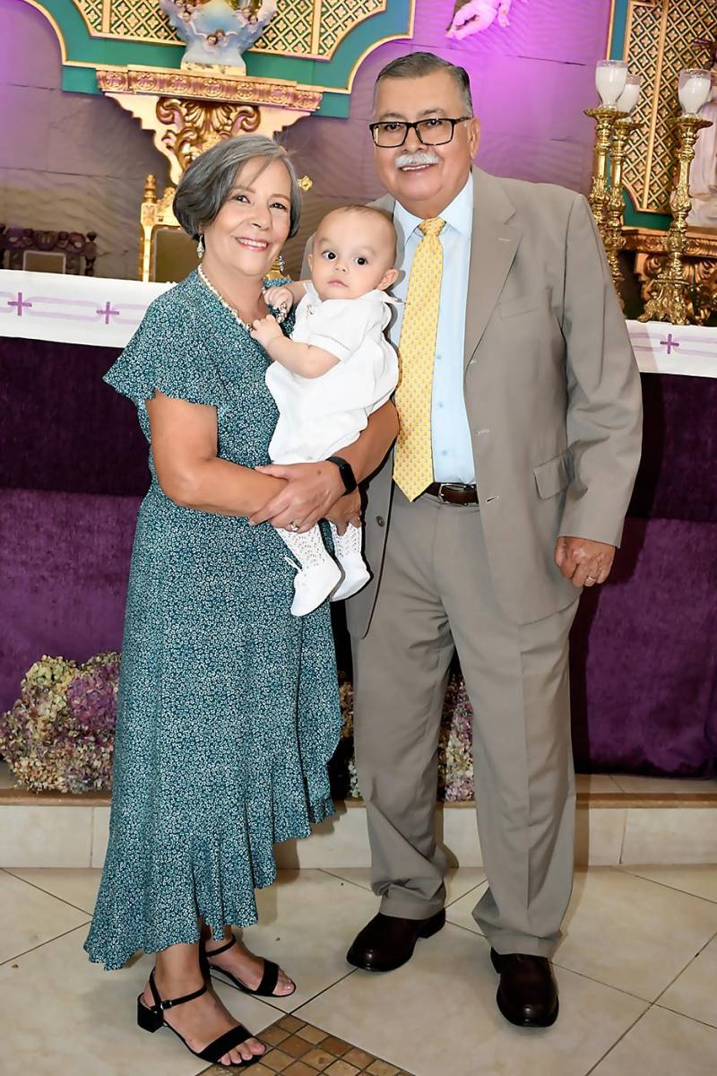 El bautizo de Alvaro Reyes