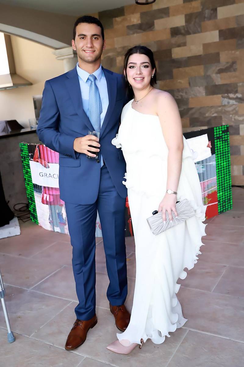 Mario Richmagui y Monserrat Enamorado.