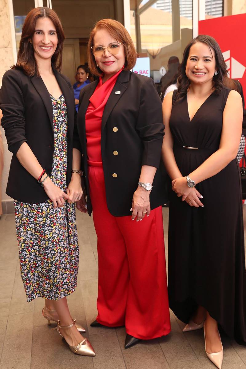 Premiación y graduación programa Mentorías Mujeres BAC 2026