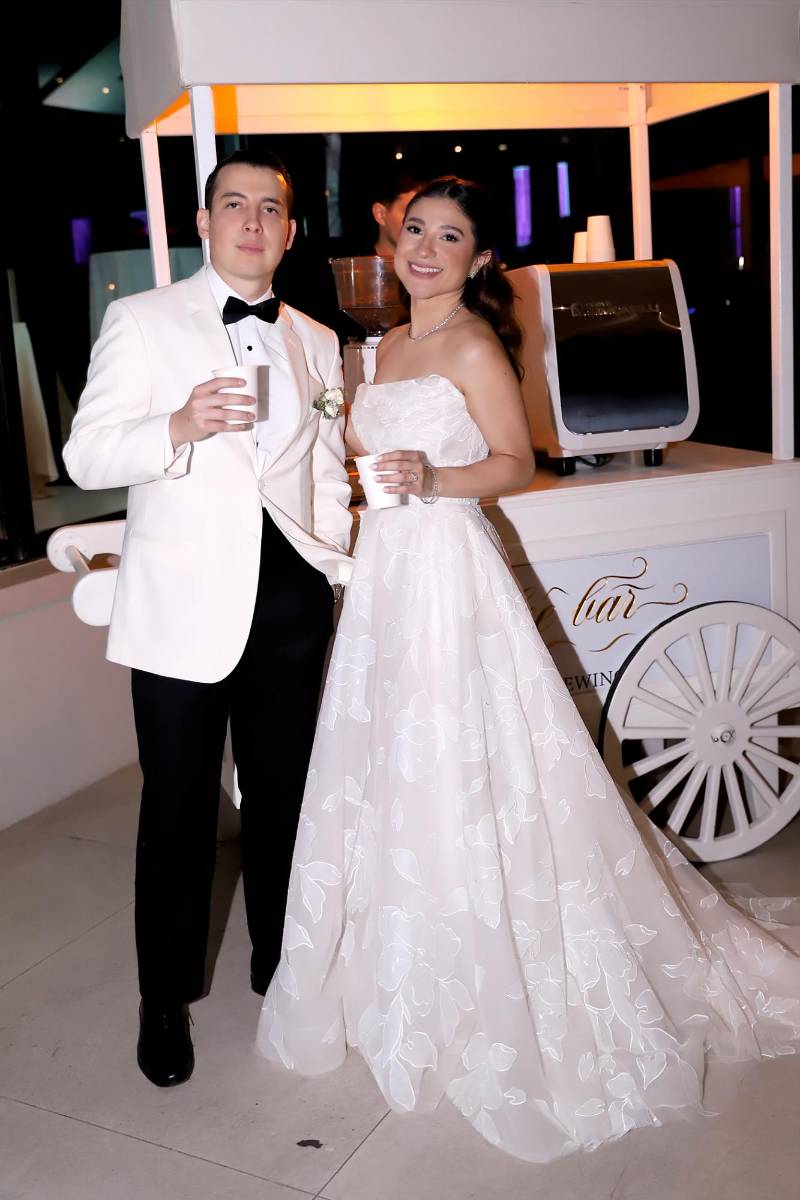 Fiesta de la boda de Paola Perdomo y Denis Cano