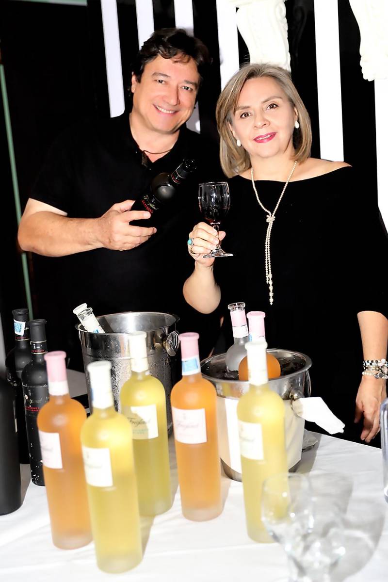 Ernesto y Gaby Icaza