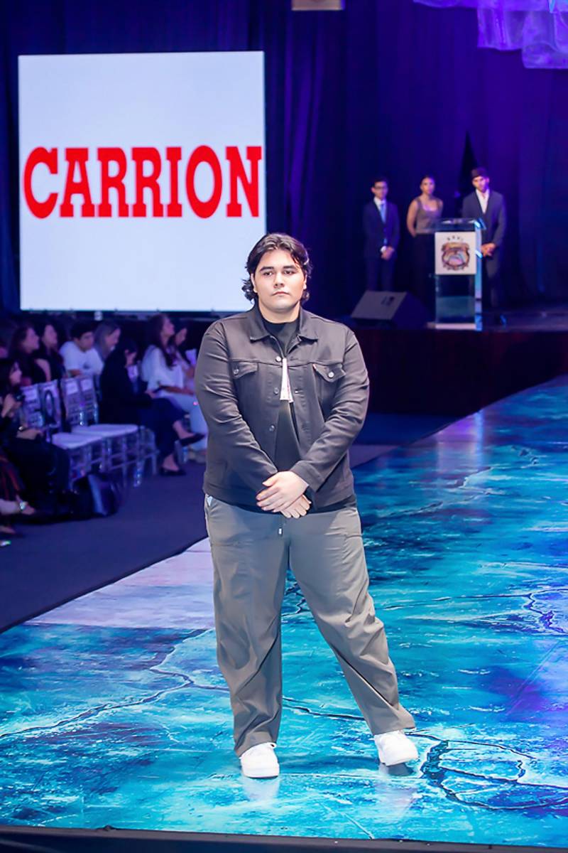Senior Fashion Show 2026 de la Escuela Internacional Sampedrana, parte 2
