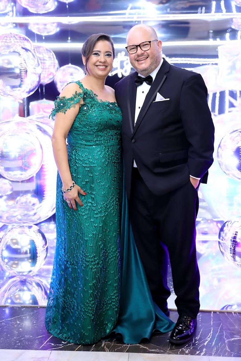 Invitados de la prom 2025 de Mayan School