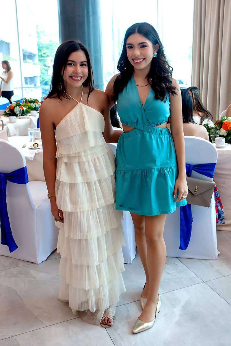 Paula Cervantes y Yanira Vindel.