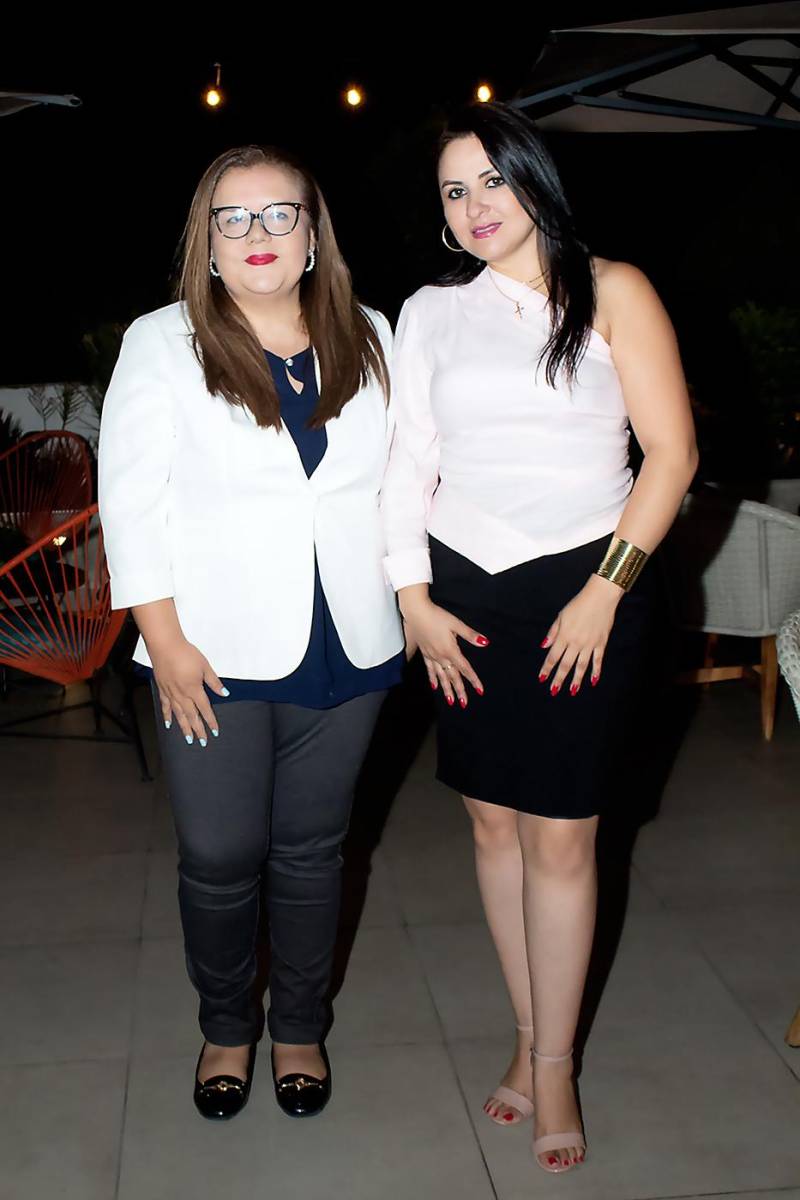 Jessica Martínez y Wendy Caicedo.