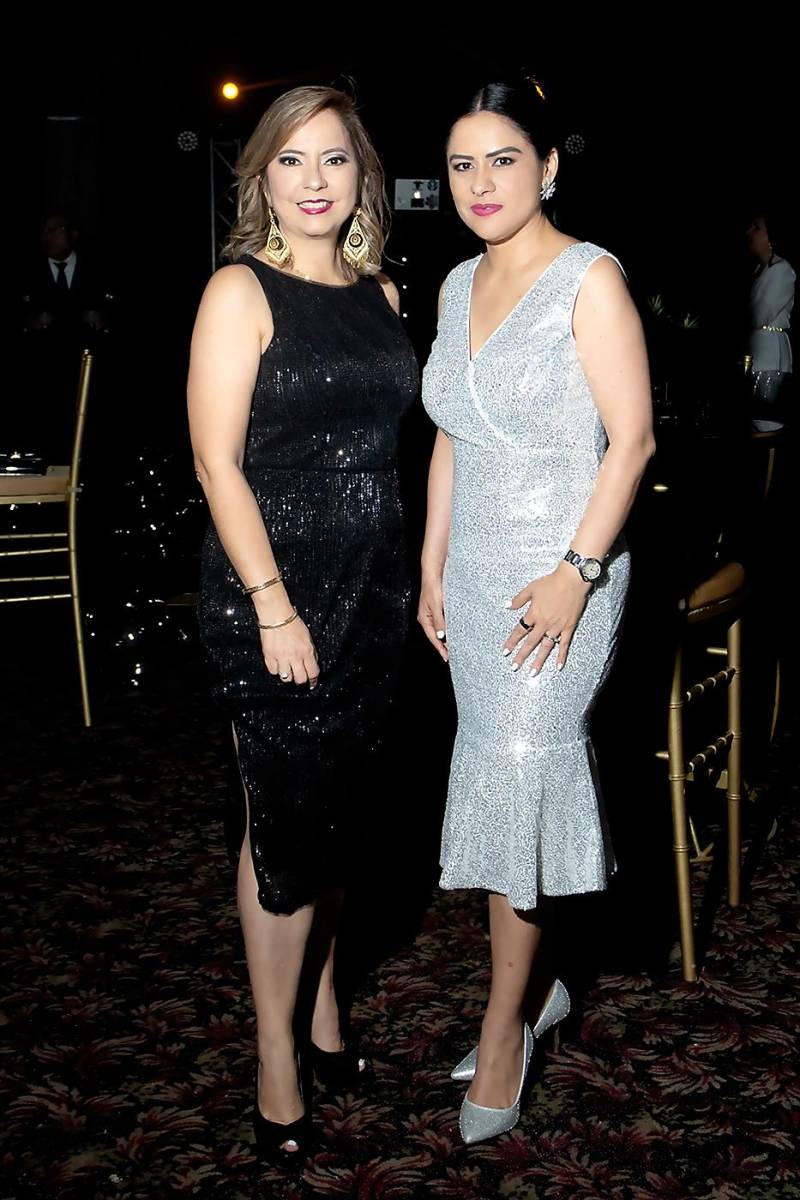 Sandra Matta y Lizzeth Villatoro.