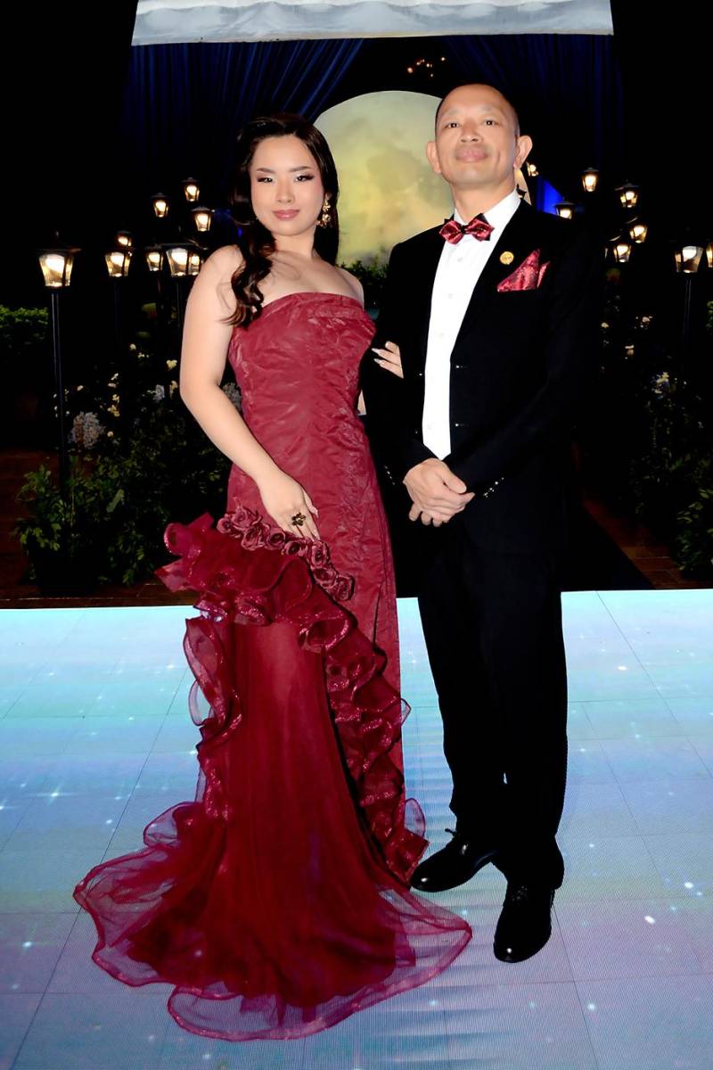 Isabella y Lirong Qiu.
