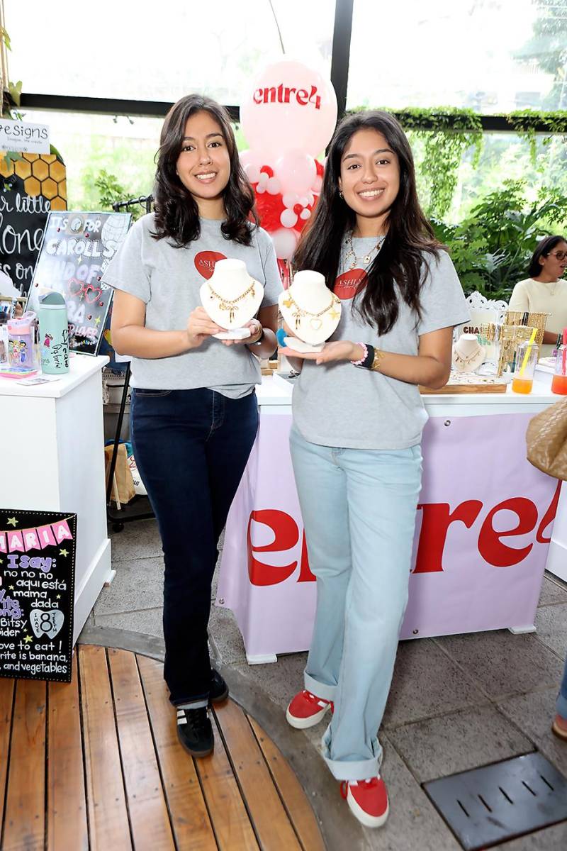 Keyla Ávila y Ashly Ávila.