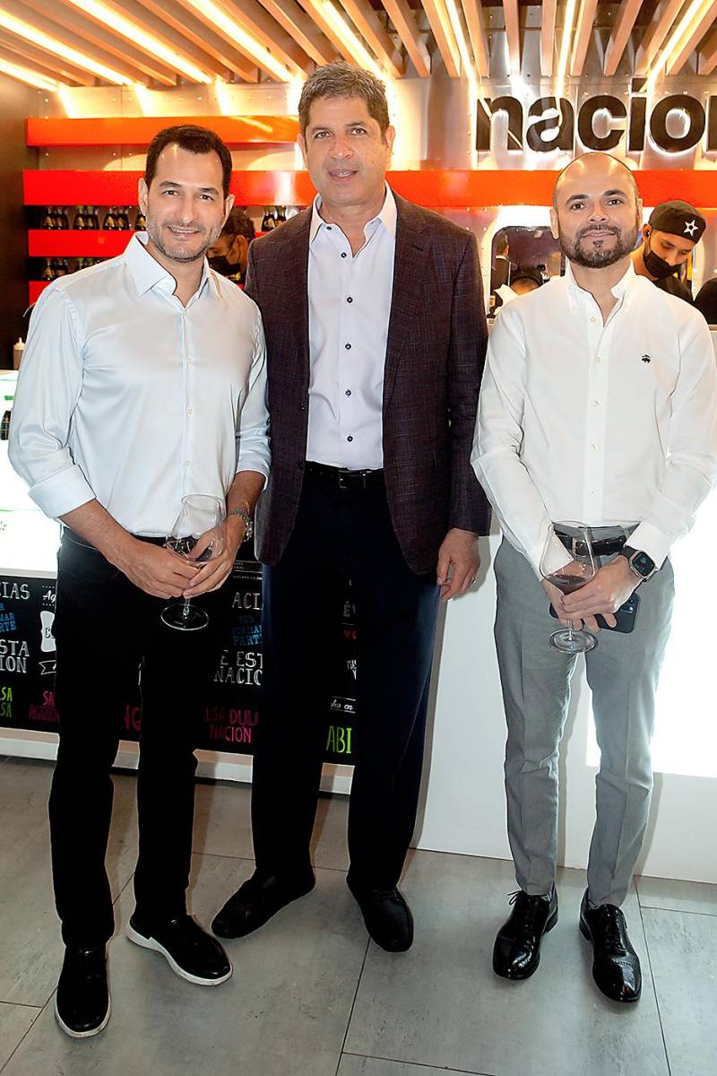 Roberto Córdoba, Martín Chicas y Kevin Vásquez