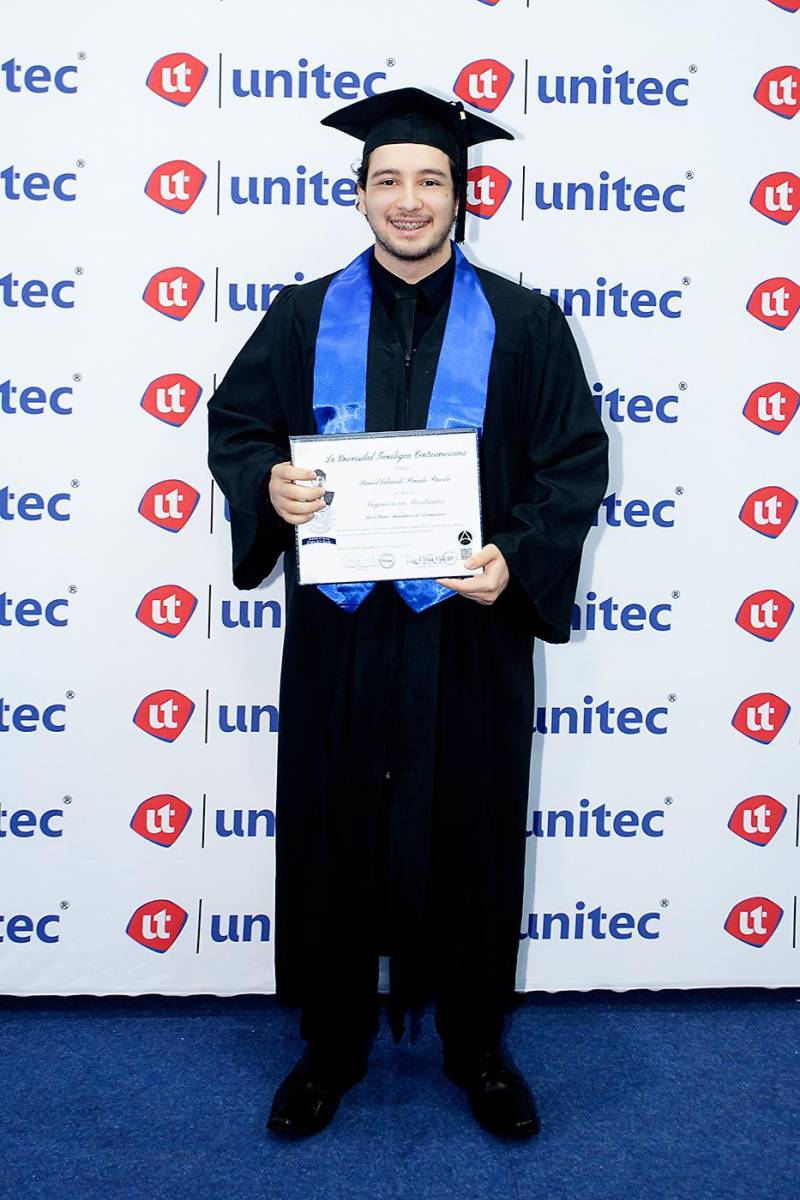 Graduaciones UNITEC 2024 en San Pedro Sula