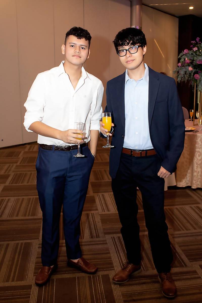 Walter Pinto y Mario Hernández.