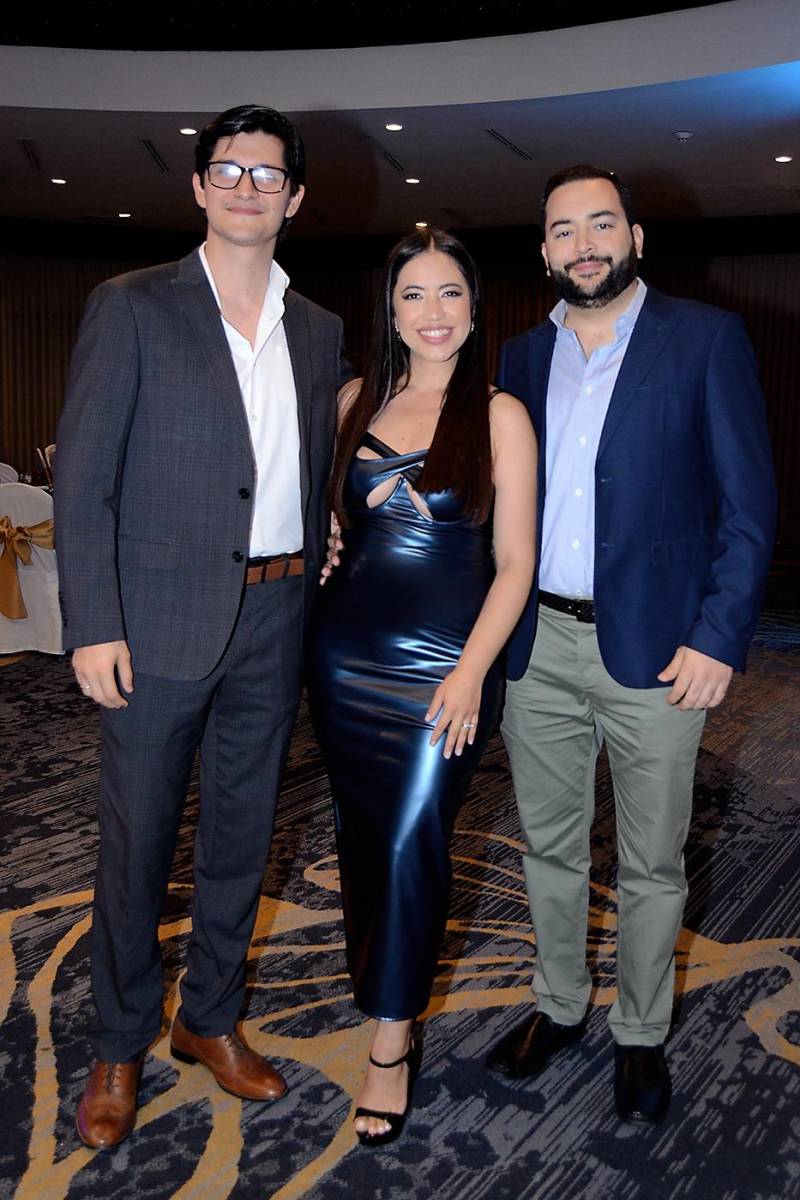 Javier Asfura, Marcela Sánchez y Enrique Ortez III. 