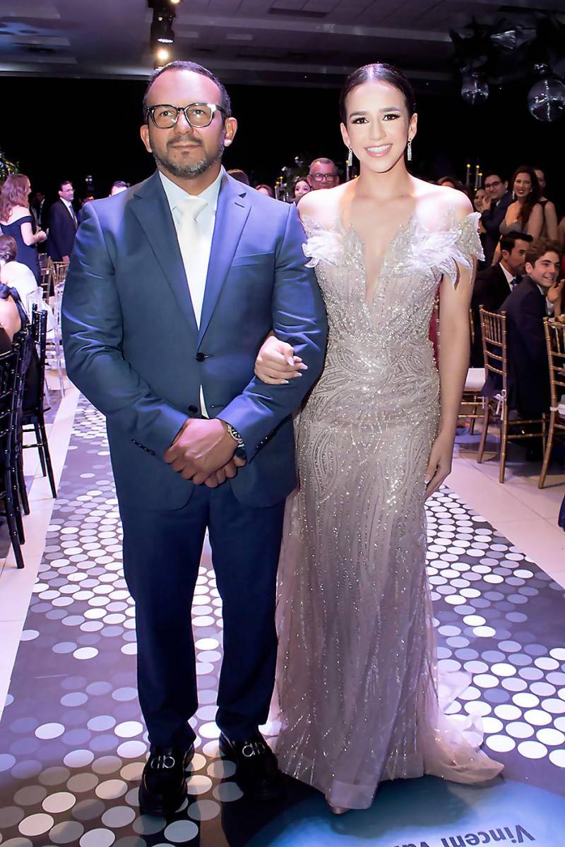 Mario y Vanessa María Gómez. 