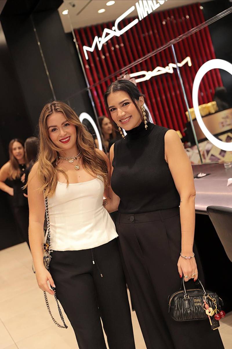 Tatiana Aguilar y Alana Rojas.