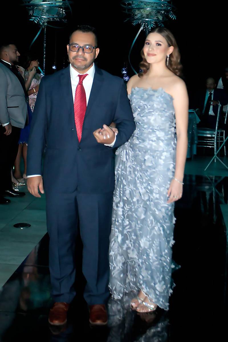 Alejandra Cevallos y su padre Eleazar Cevallos