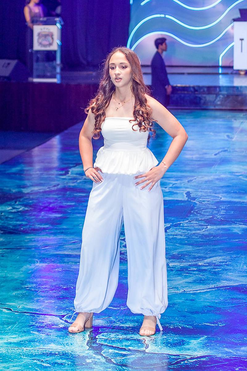 Senior Fashion Show 2026 de la Escuela Internacional Sampedrana, parte 3