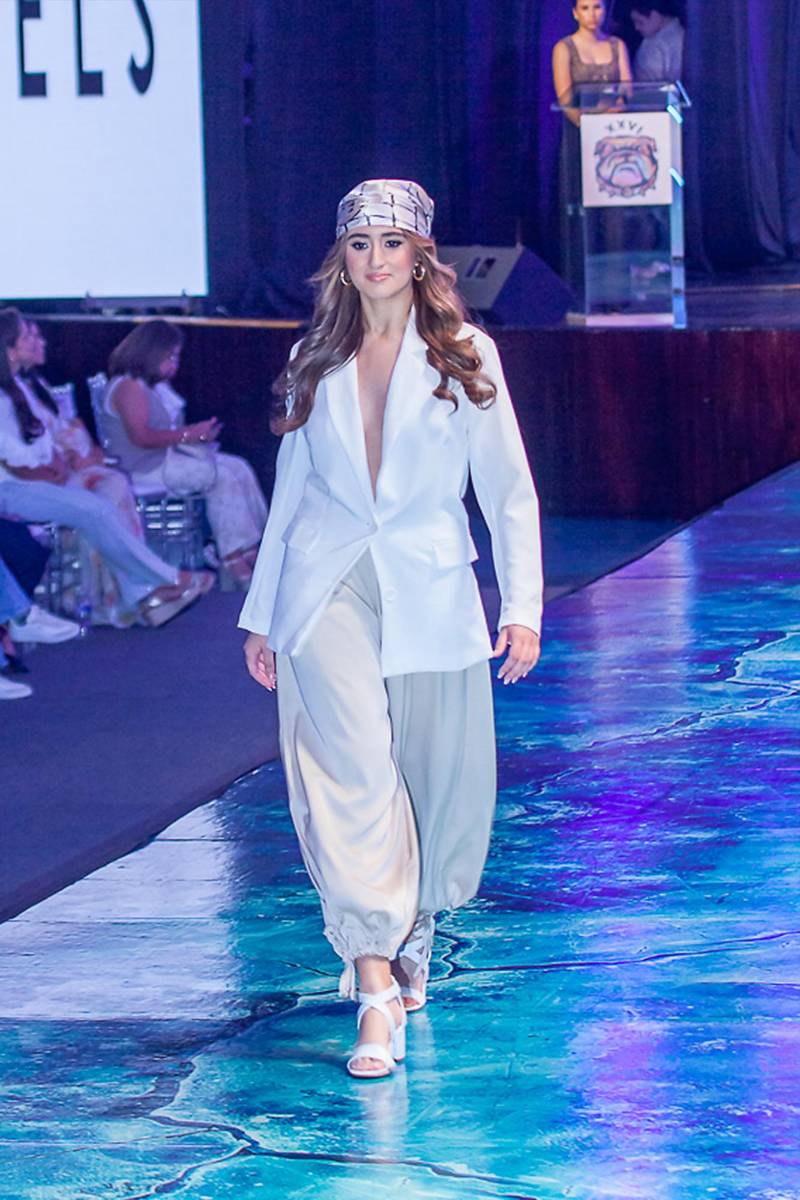 Senior Fashion Show 2026 de la Escuela Internacional Sampedrana, parte 3