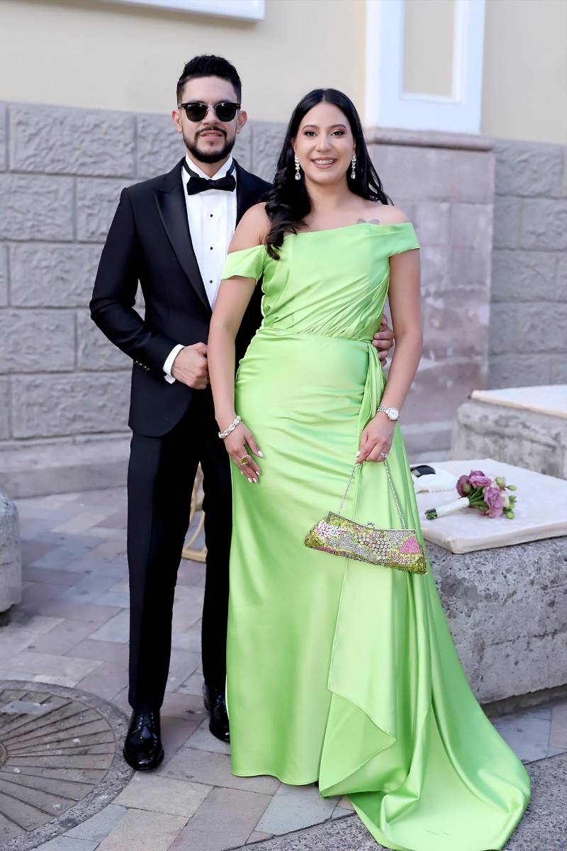 Así fue la boda eclesiástica de Ivana Lagos y Jacobo Waincier Canahuati