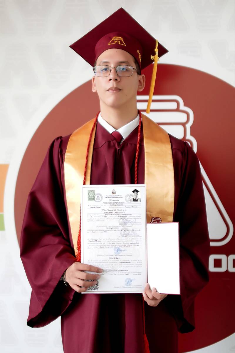 Graduación de los seniors 2026 de Mayan School
