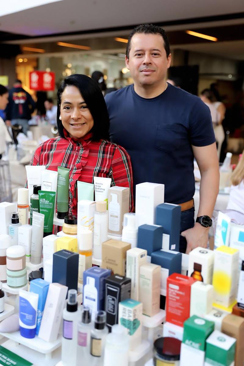 Jenny Garrido y Carlos Frañon de Ulzzang Skin RX. 