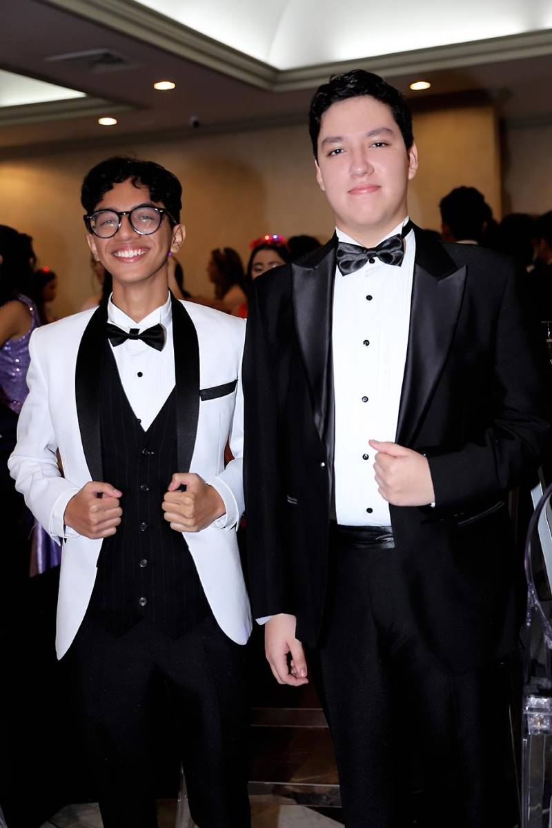 Fiesta de la prom 2024 de Antares y Aldebarán