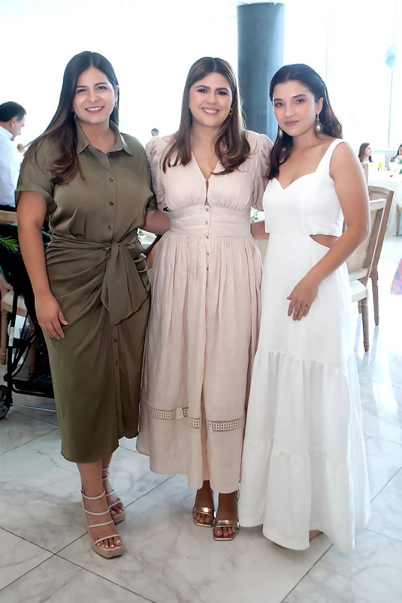 Laura David , Raquel Flores Gómez y Marilyn de Cartagena