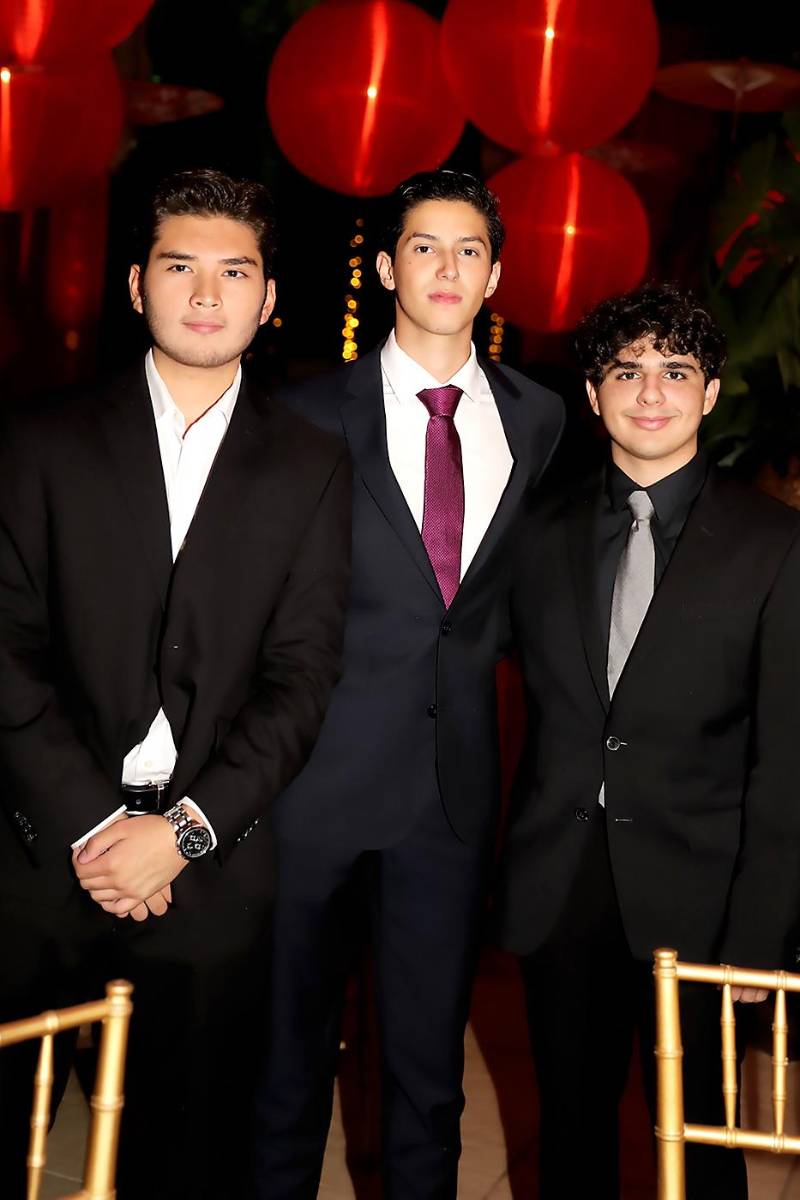 Senior Dinner 2023 de la Escuela Americana