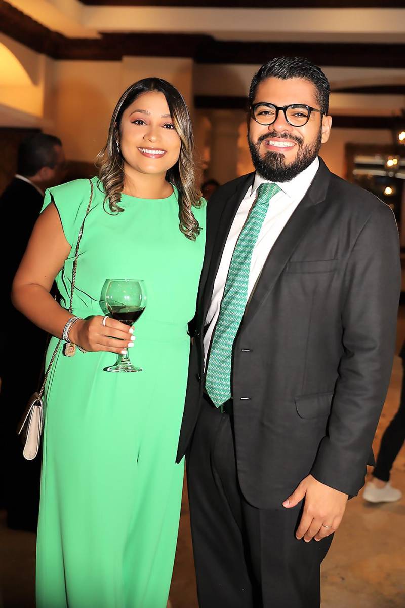 Paola Servellón y Gustavo Maldonado. 
