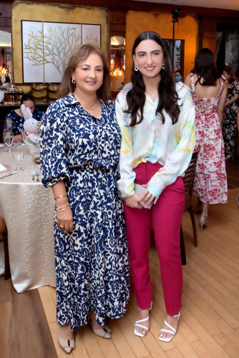 Jenny y Jennifer Yuja