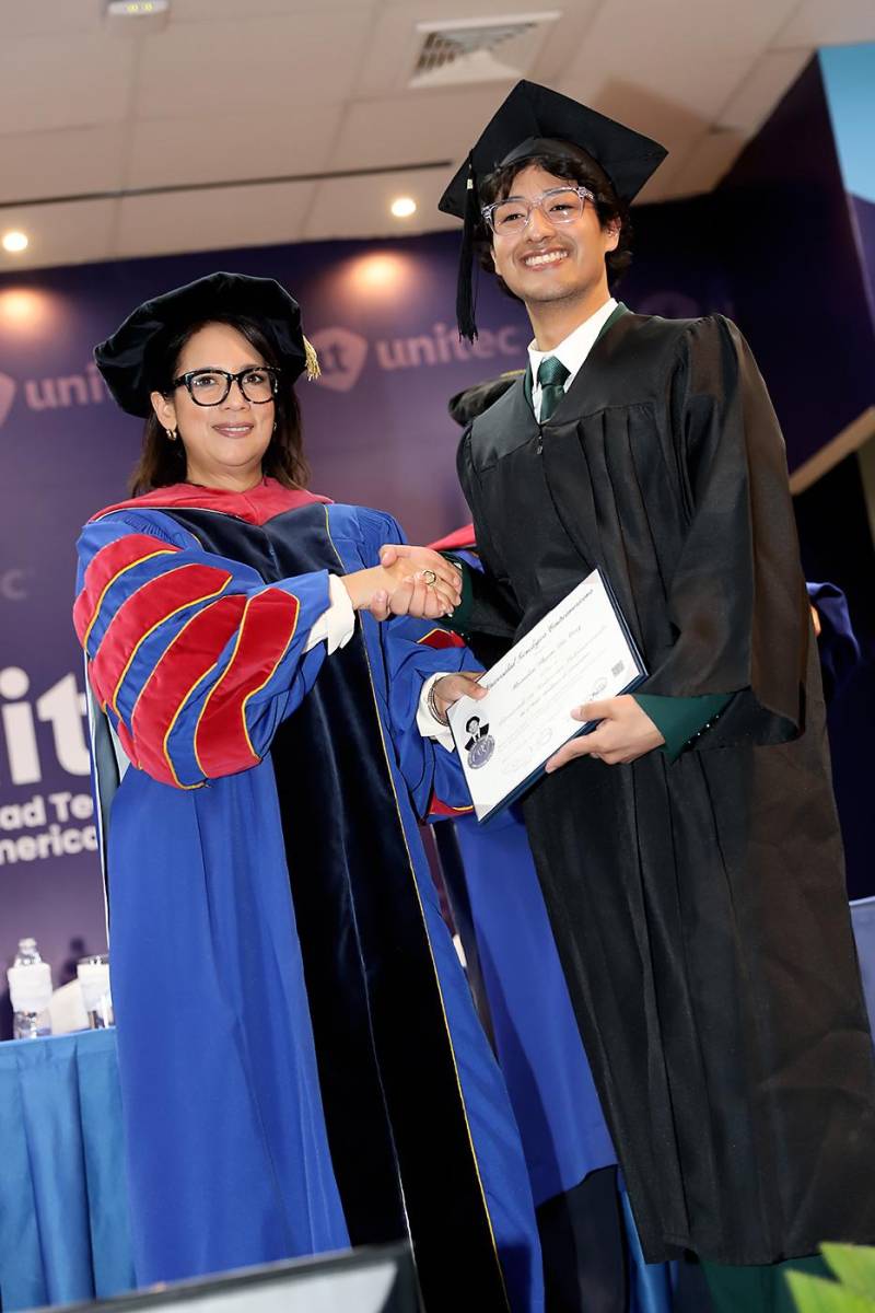Graduaciones de Pregrado de UNITEC TGU 2025