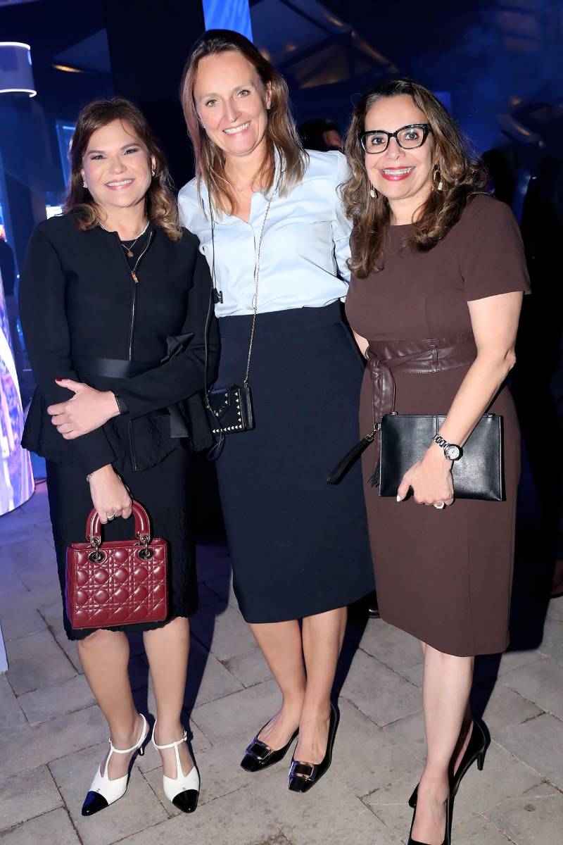 Aline Flores, Danielle Klucty Tetei Martínez. 