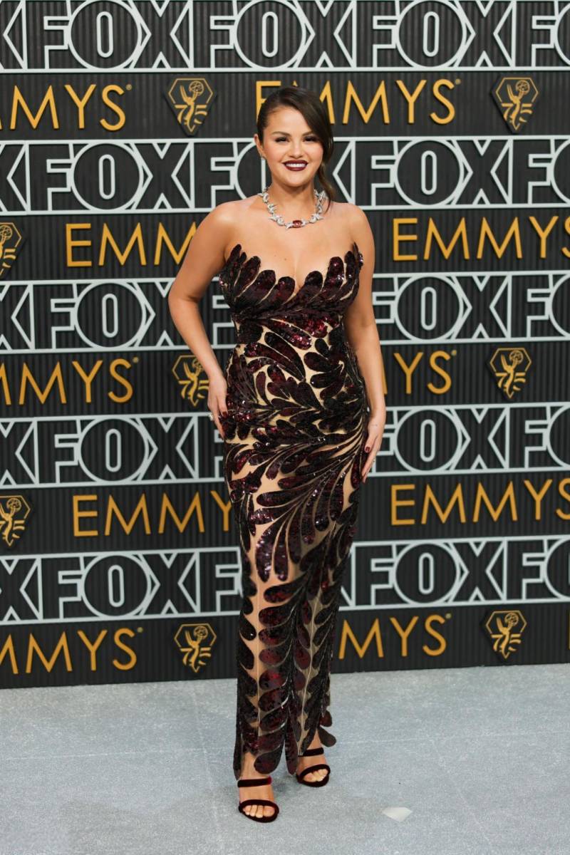 Selena Gómez en Óscar de la Renta.