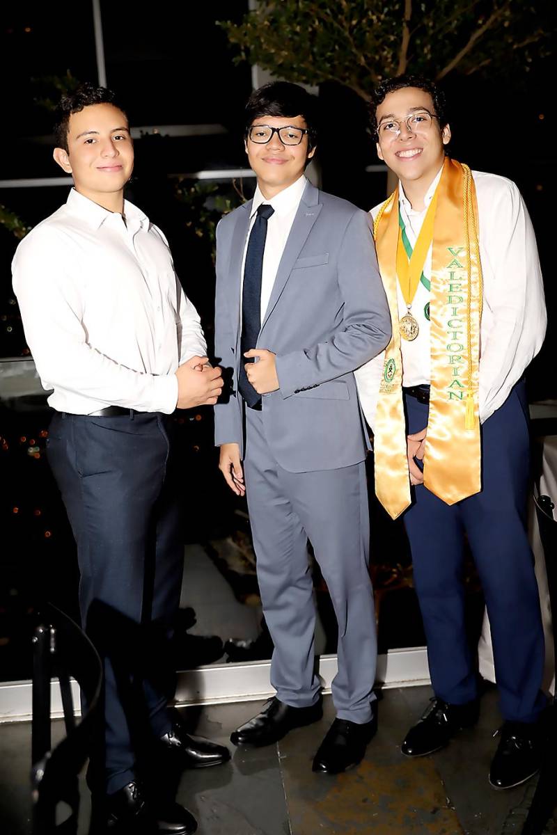 José Turcios, Ian Flores y Fabian Munguía