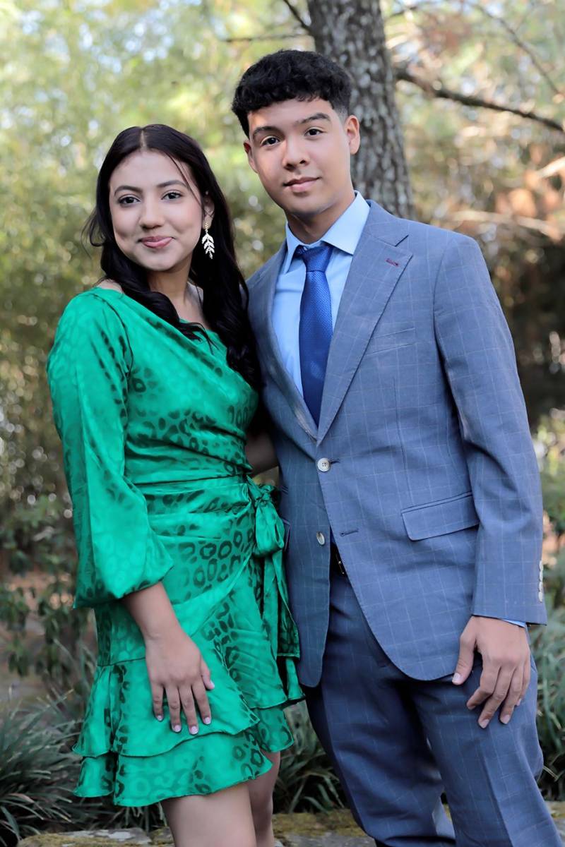 Valeria Flores y Mathyas Barahona.