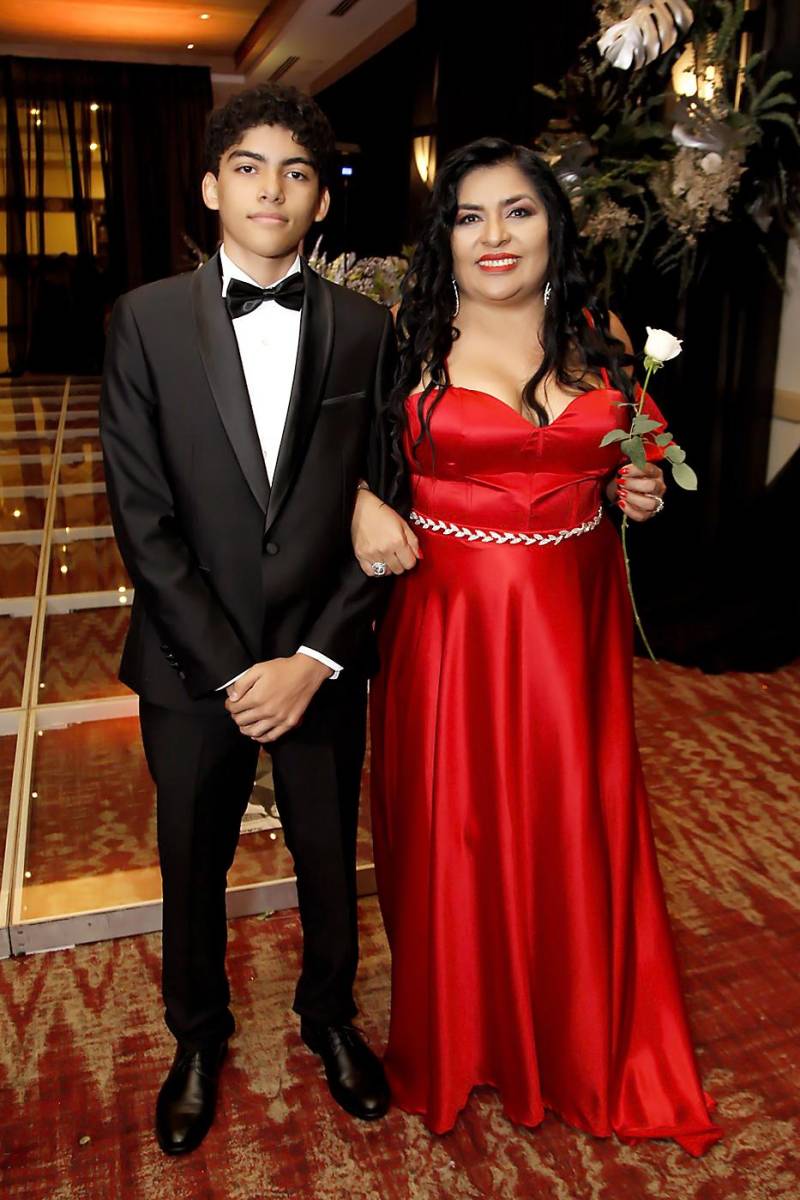 Daniel López y Waleska Flores.