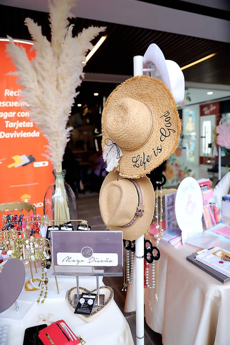 Los asistentes tuvieron la oportunidad de recibir 10 por ciento de descuento por sus compras con tarjetas de crédito Davivienda. En la imagen las propuestas fashion de Mayo Diseño