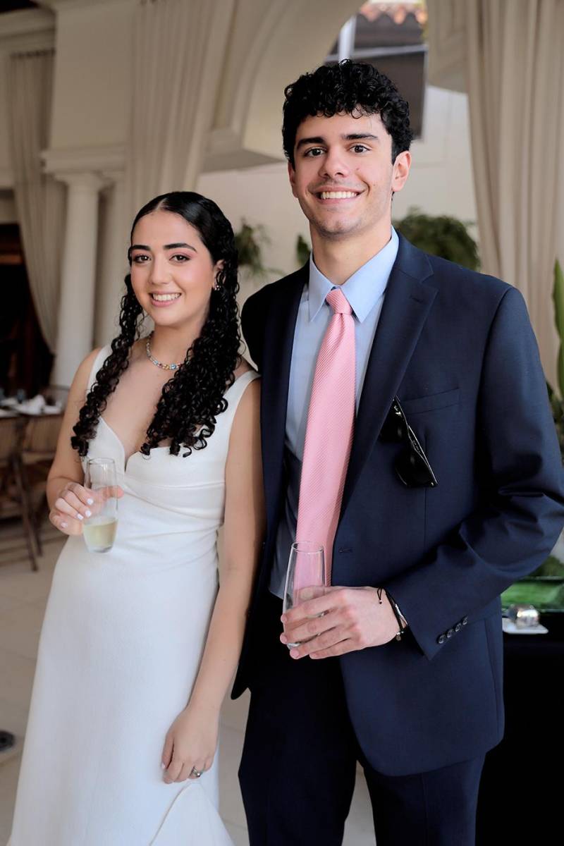 Adriana Atala y Mauricia Hasbun.