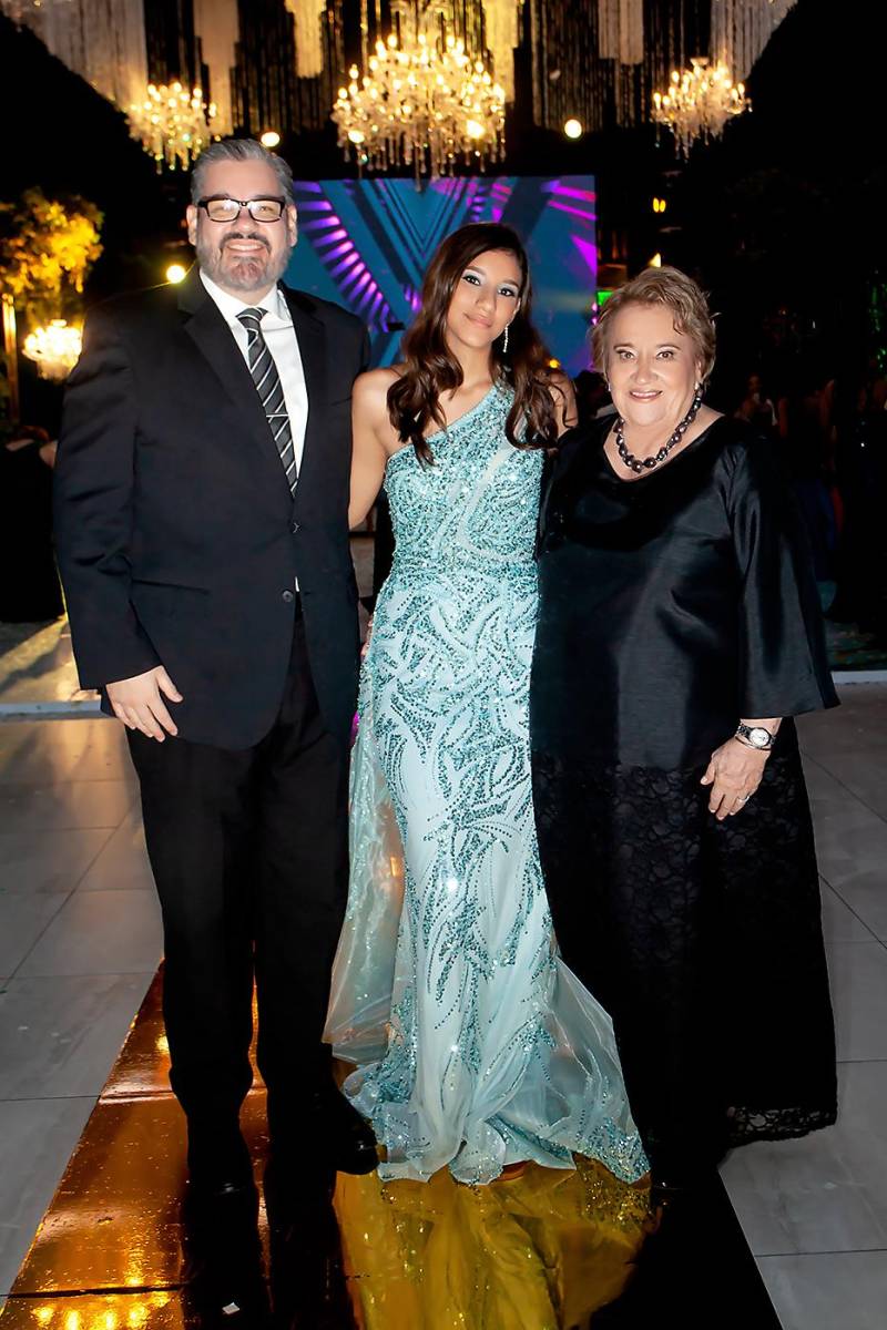  Roque Pascua, Dariana Gámez y su abuela Ana Lucía Pascua.