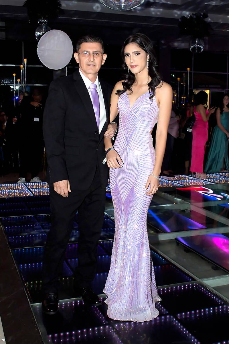  Alejandra Ramírez y su padre Luis Ramirez.