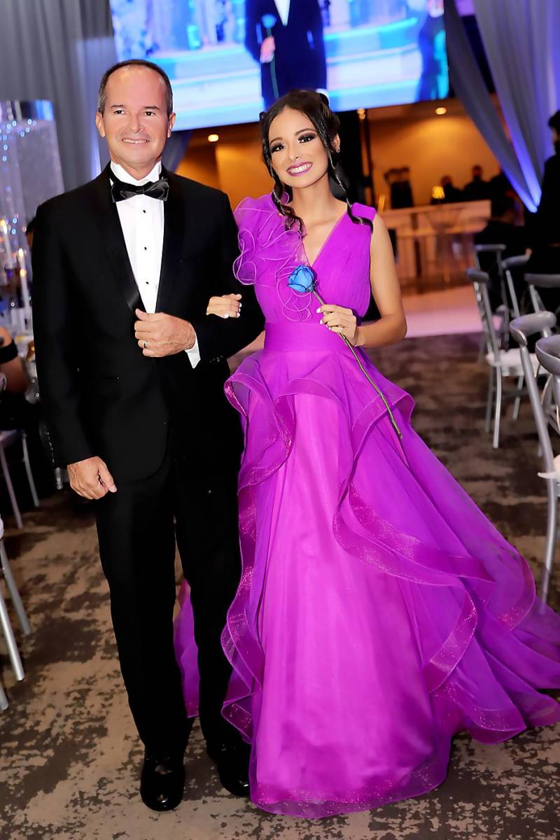 Iván Acosta y su hija Isabella 