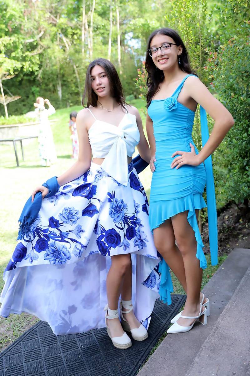 Lia Rodas y Avril Velásquez