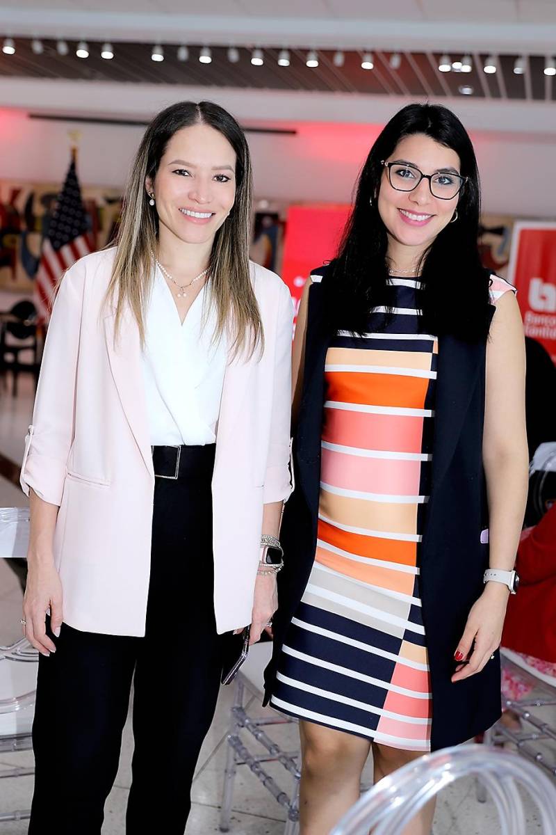 Sarahí Fúnez y Zulamí Cárcamo.