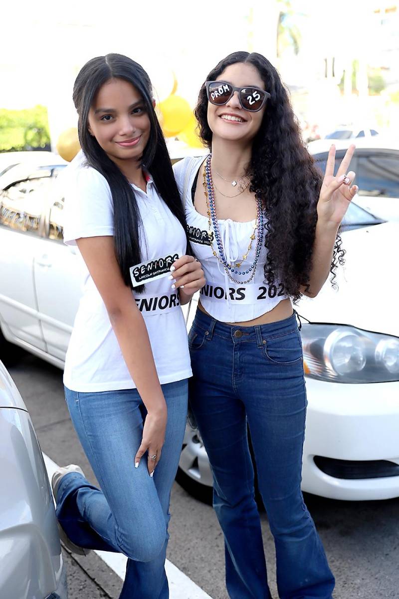 Angela Colindres y Megan Ponce