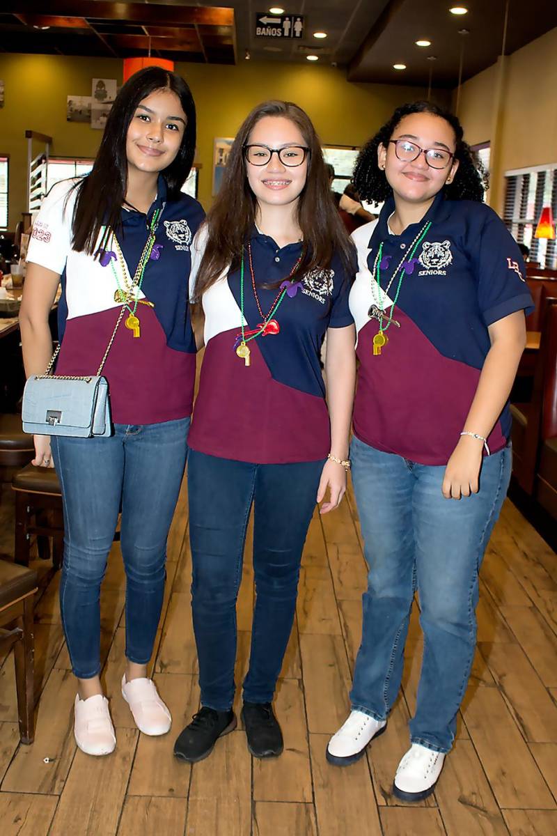 Valerie Martínez, Emily López y Lía Murillo.
