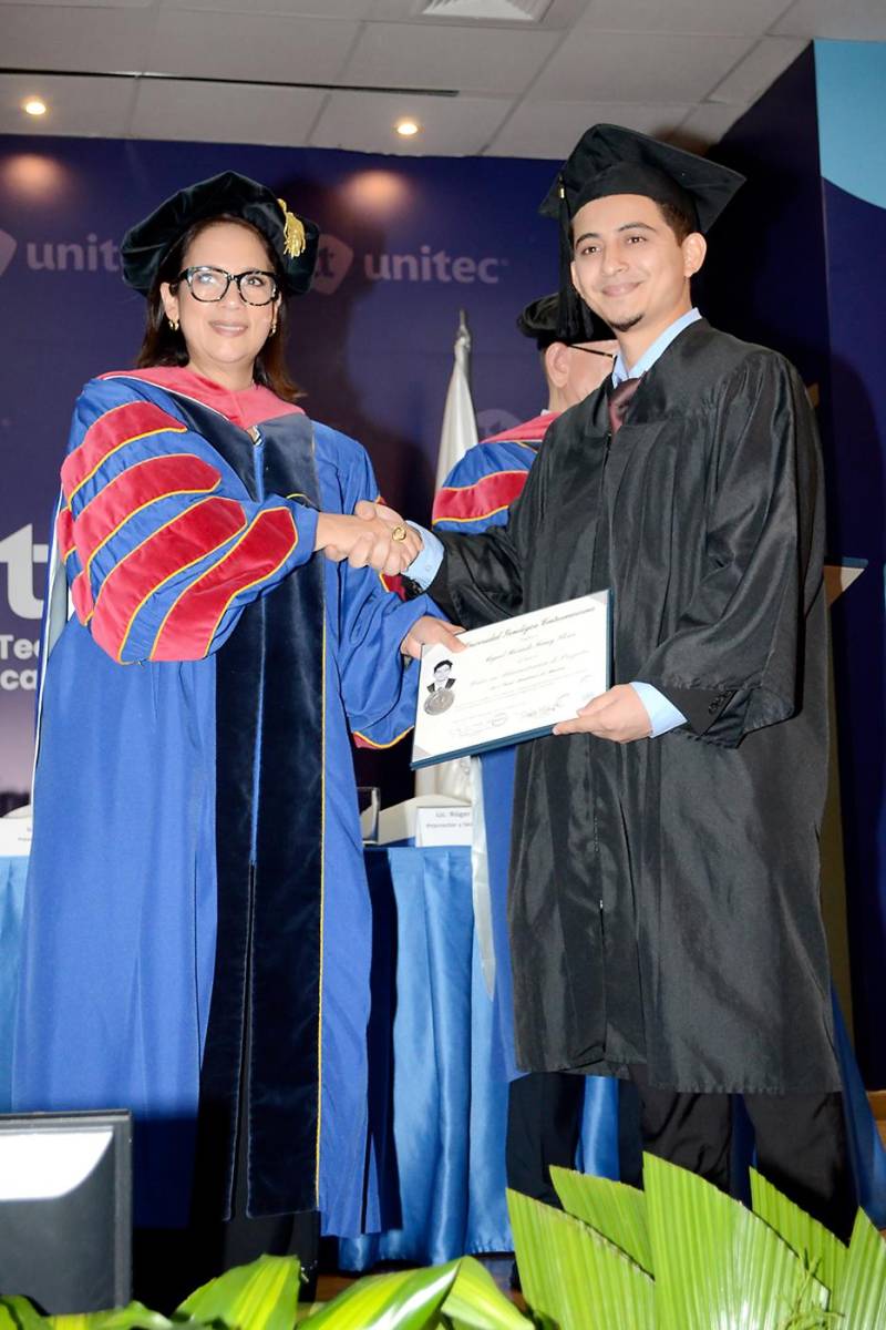 Graduaciones de Posgrado de UNITEC de Tegucigalpa 2025