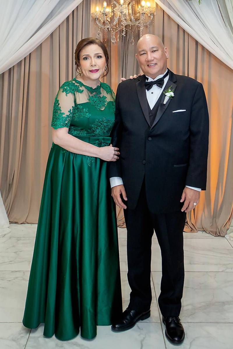Nidia Manzanares y Javier León.