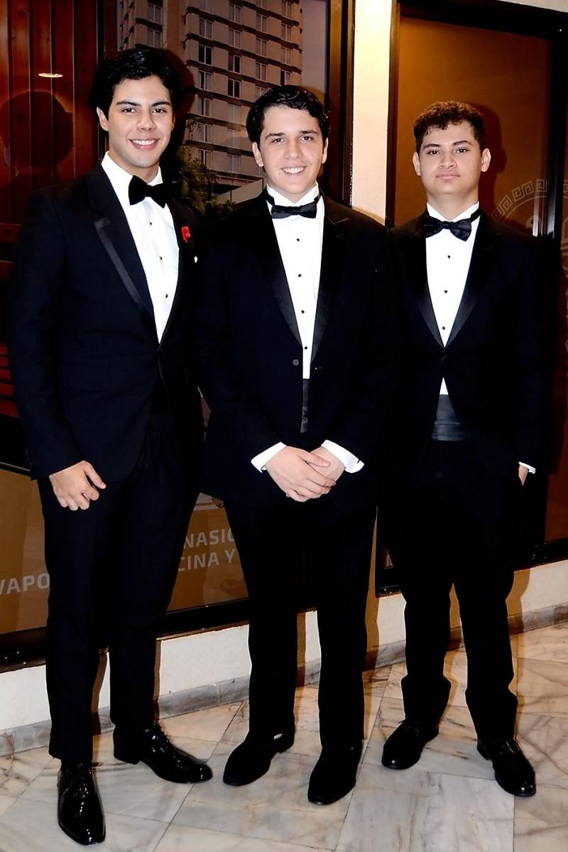 Prom looks de los seniors 2023 de Antares y Aldebaran