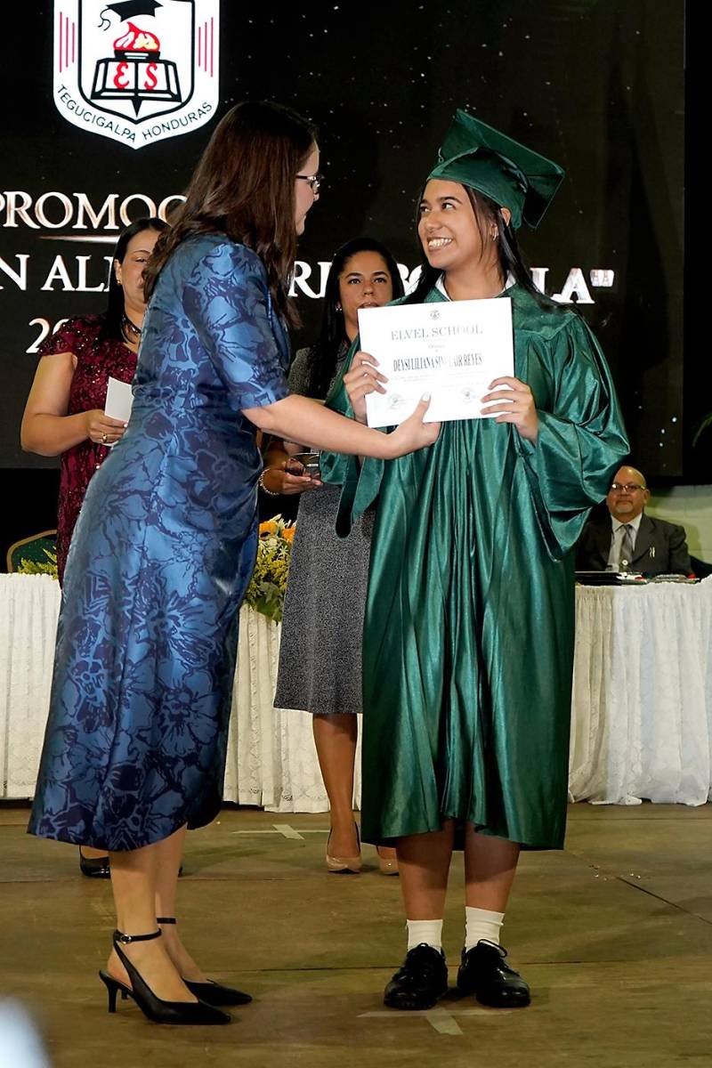 Graduación de los seniors 2024 de Elvel School