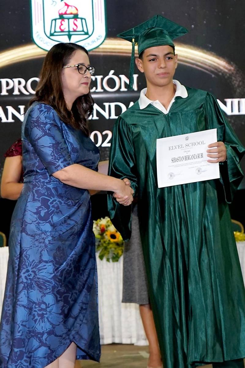 Graduación de los seniors 2024 de Elvel School